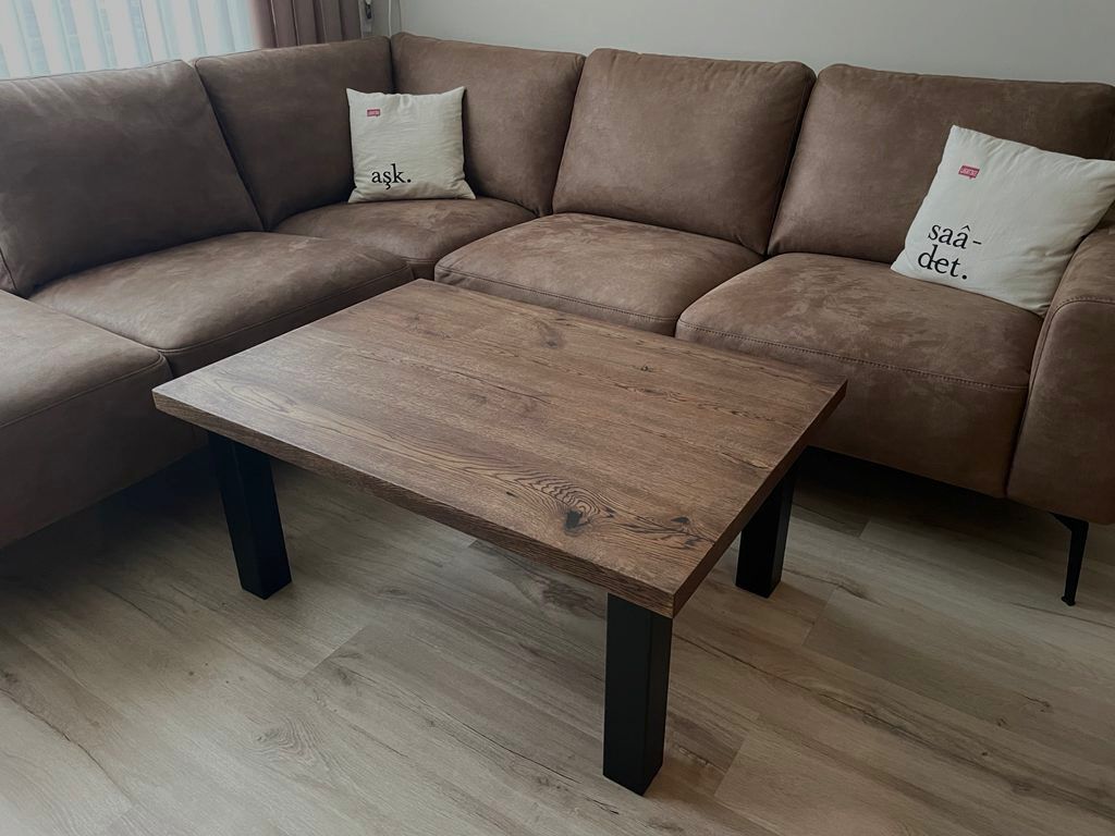 Eiken rechte salontafel vier poten