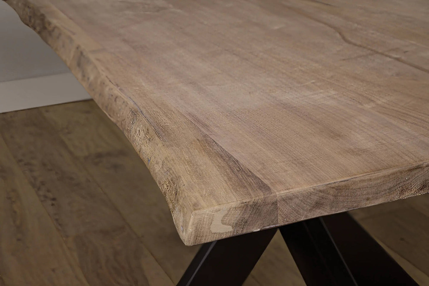 Notenhouten Salontafel