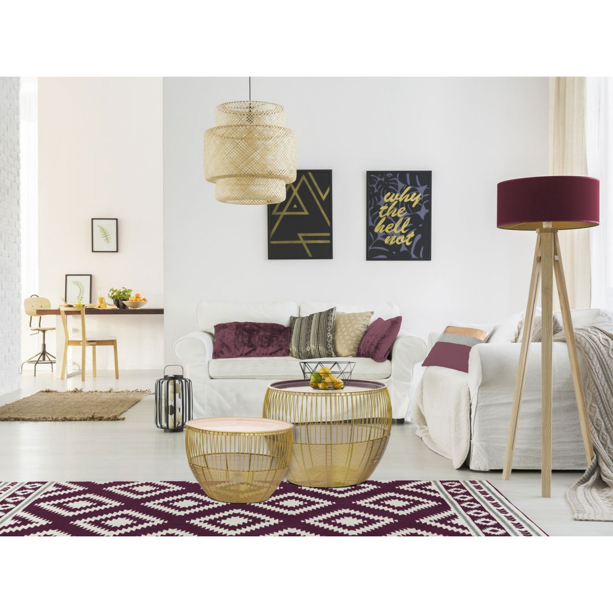 Glamira rieten frame salontafel paars en roze geëmailleerd tafelblad in woonkamer