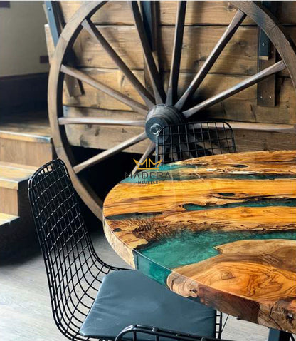 Ronde Epoxy Eettafel - ''Metallic Emerald''