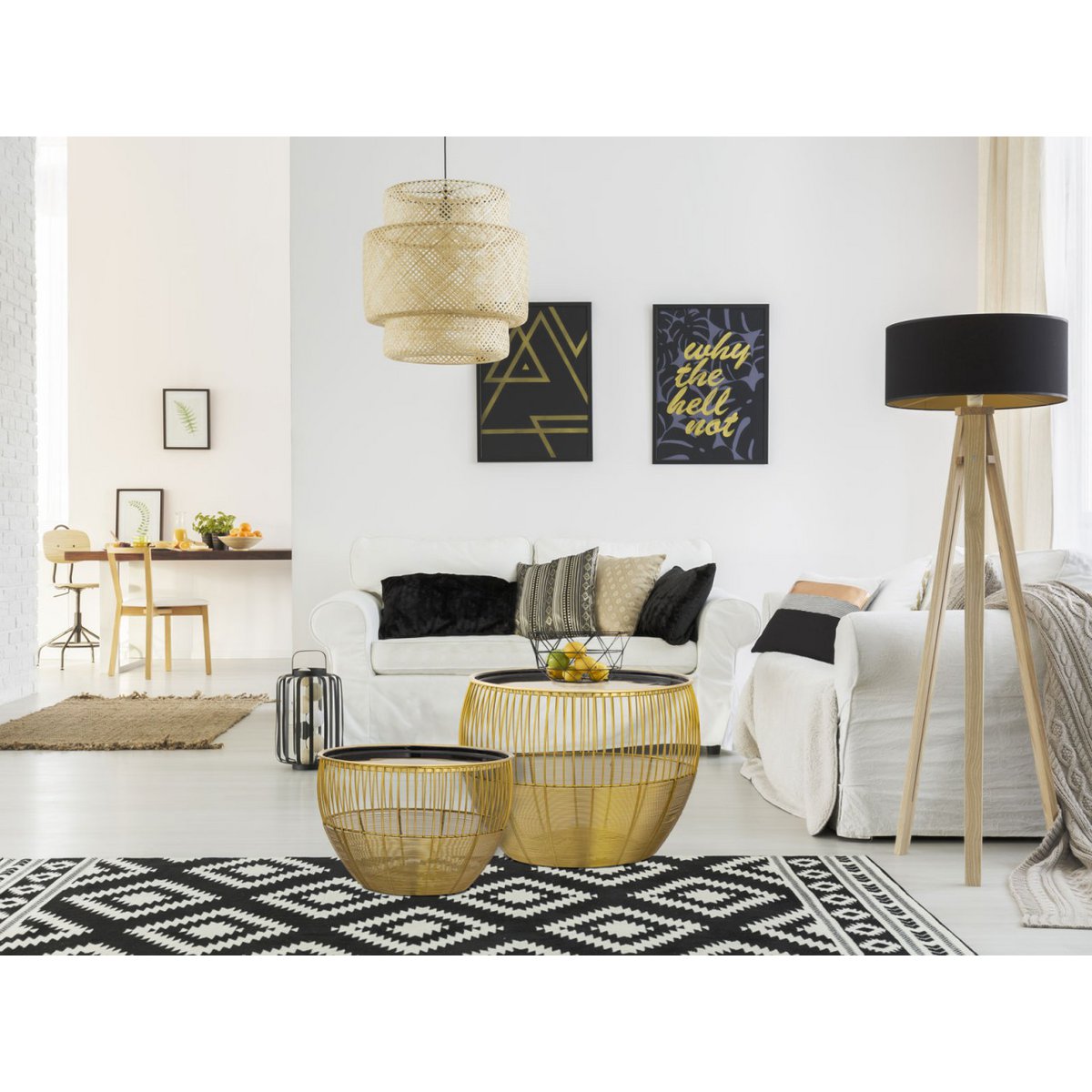 Glamira salontafel met rieten frame en zwart geëmailleerd tafelblad woonkamer ver