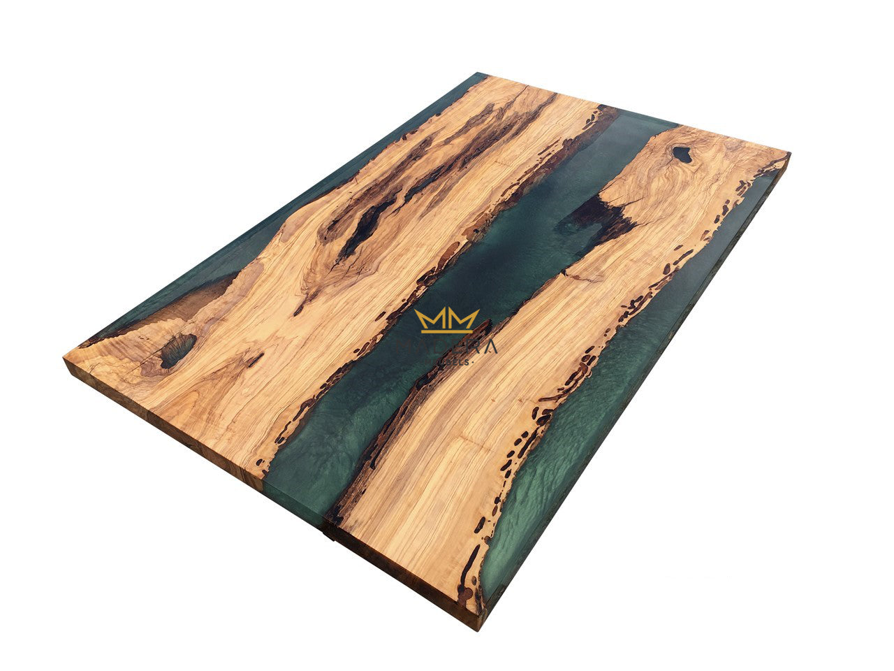 Emerald epoxy salontafel van horizontaal gezaagde boomstronken tafelblad