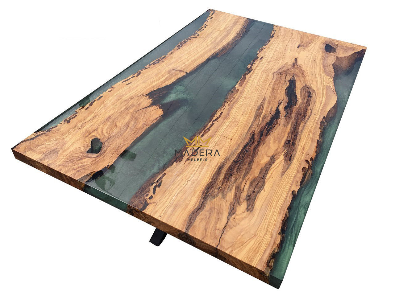 Emerald epoxy salontafel van horizontaal gezaagde boomstronken bovenkant zij